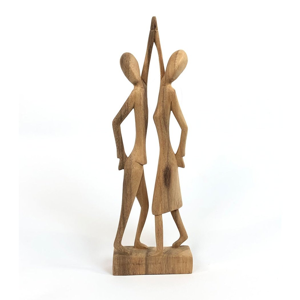 Beeld danspaar hout